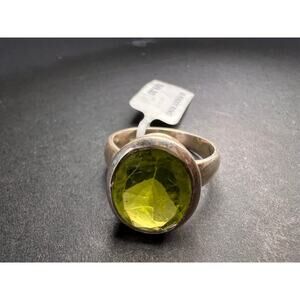 NEW size 7.5 peridot oval cut gemstone sterling silver ring 5.96 grams